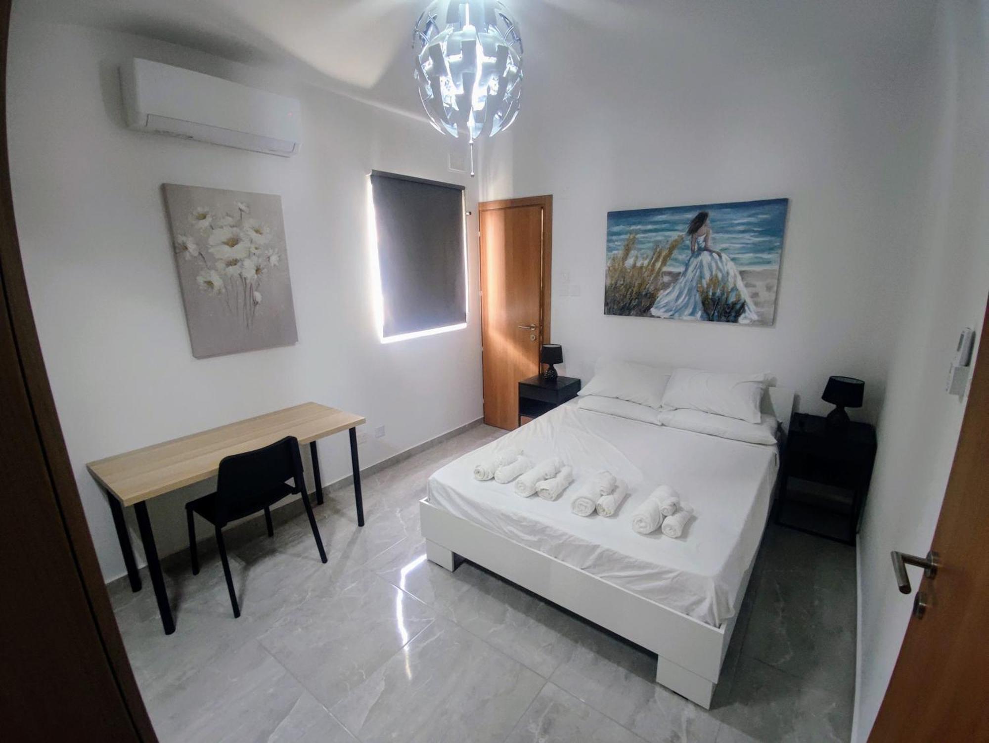 Deggies Apartments - Spacious, Modern Apartment! Naxxar Dış mekan fotoğraf